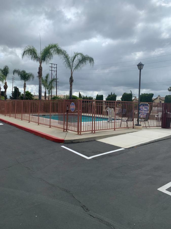 Grand Park Inn Baldwin Park Exterior photo