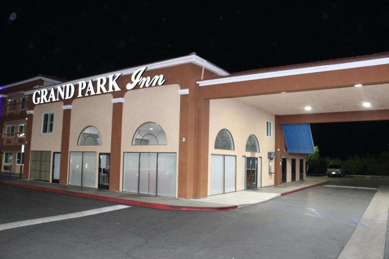 Grand Park Inn Baldwin Park Exterior photo